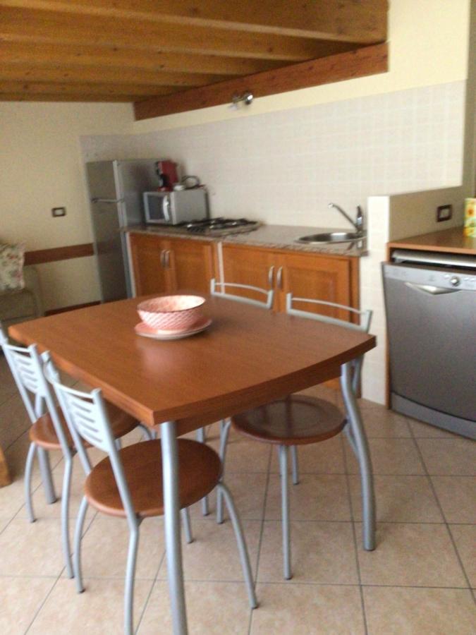 Appartamento Casale el galet Moniga del Garda Esterno foto