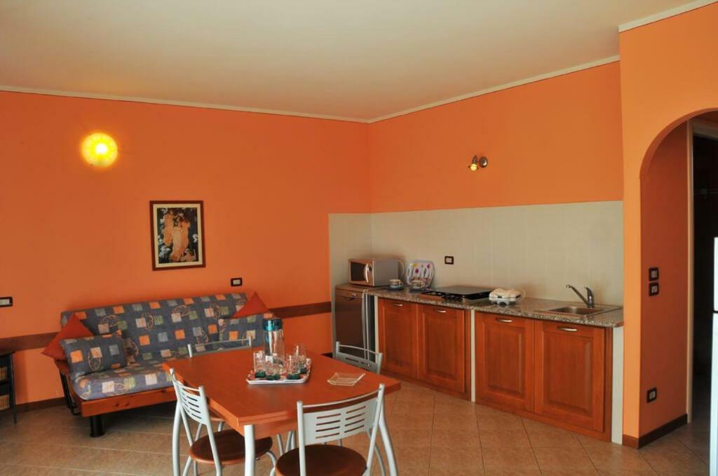 Appartamento Casale el galet Moniga del Garda Esterno foto